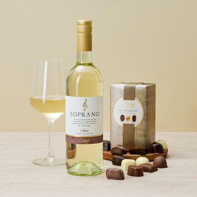 White Wine & Butlers Chocolates Gift Basket